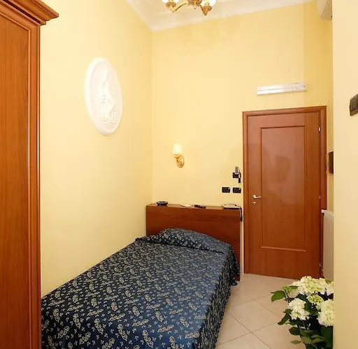 Caroline 3* Roma